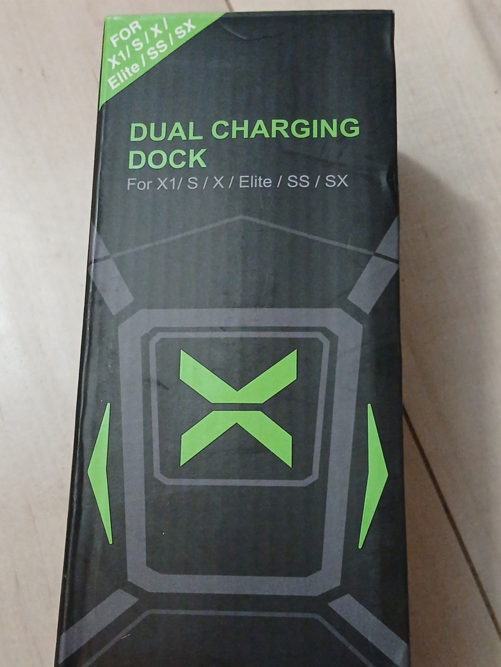 Dual Charging Dock For X Box.